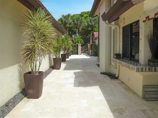 $7,800 | 21723 Club Villa Terrace, Boca Raton, FL 33433