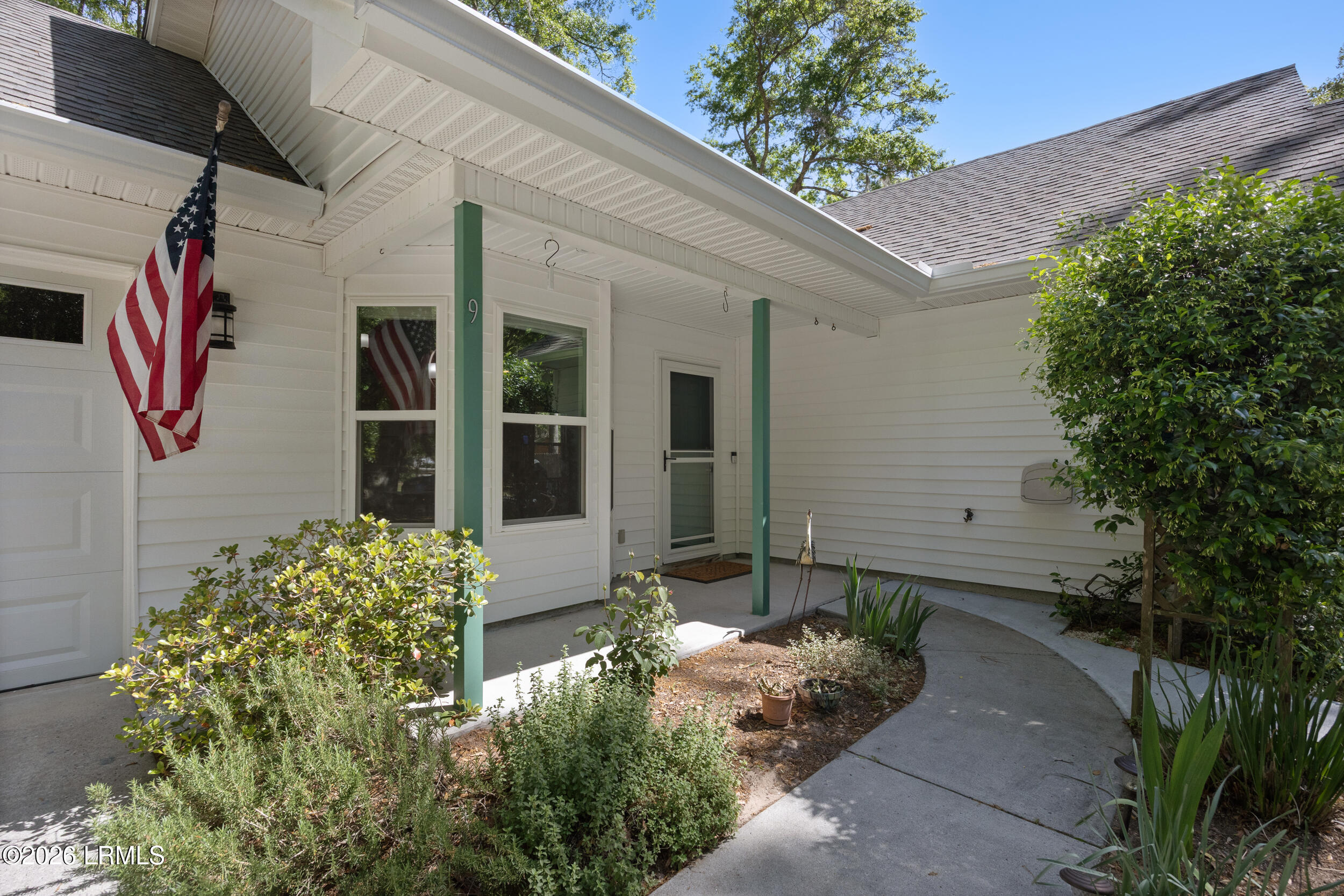 9 State Rd S-7-428 Beaufort, SC 29907 - Photo 5 of 35 7_9-white-dogwood-rd-007
