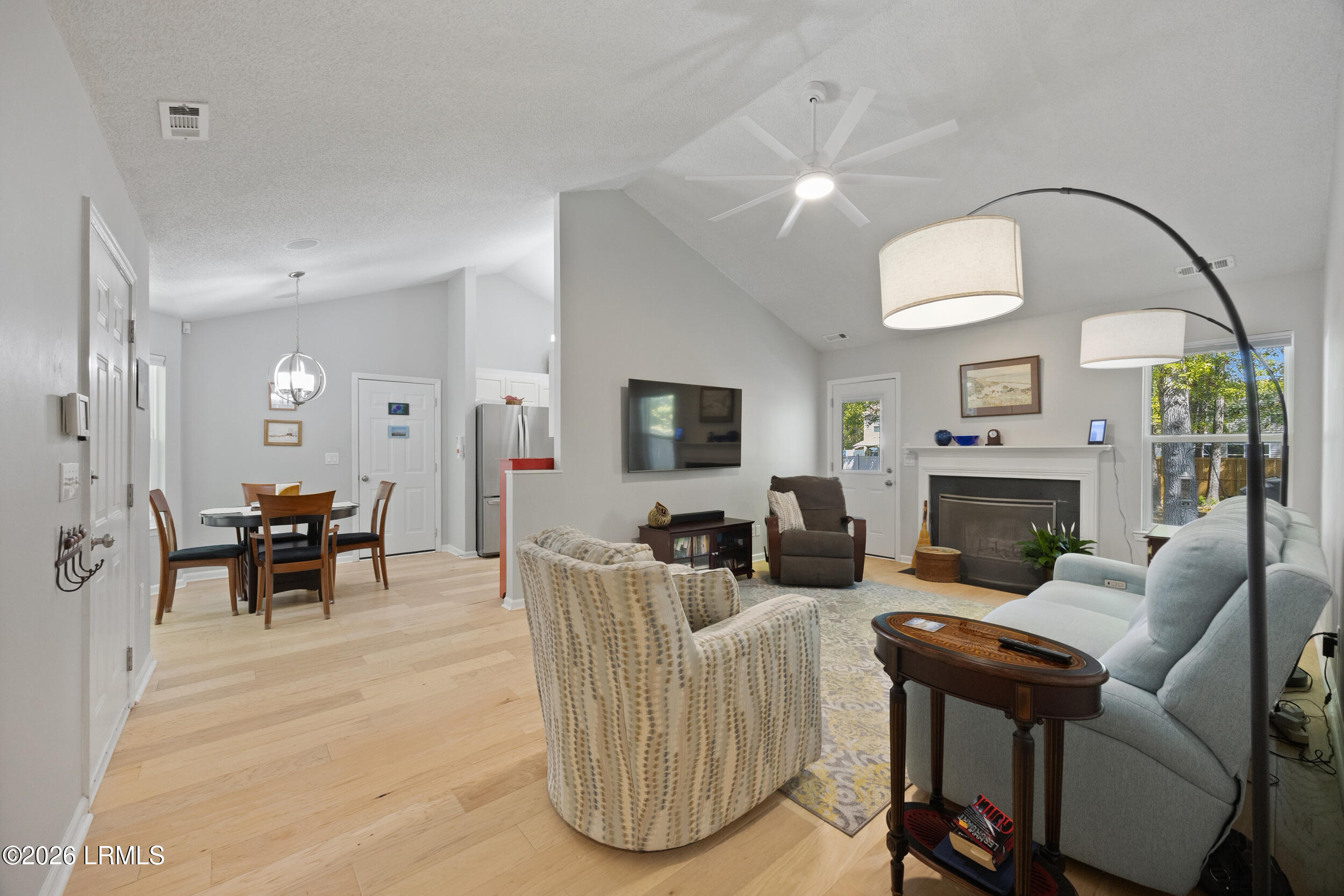 9 State Rd S-7-428 Beaufort, SC 29907 - Photo 7 of 35 9_9-white-dogwood-rd-009