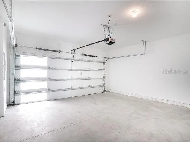 $3,075 | 2062 Packing District Way, Orlando, FL 32804