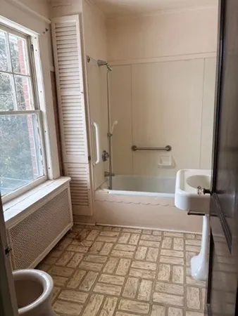 $265,000 | 41 Dartmouth Street, Holyoke, MA 01040