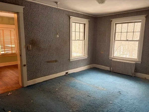 $265,000 | 41 Dartmouth Street, Holyoke, MA 01040