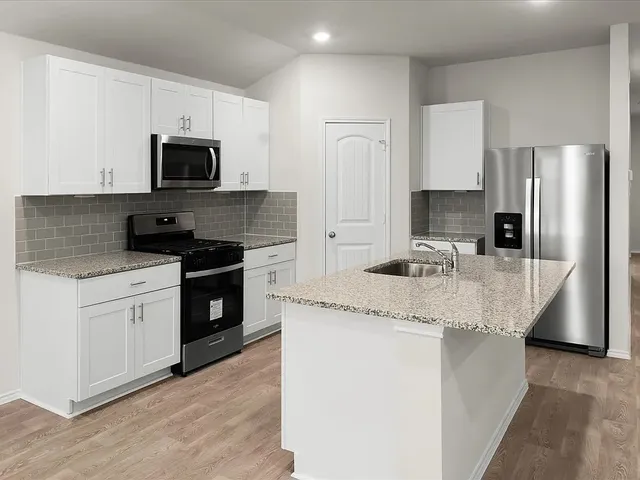 $1,845 | 1817 Windsor Boulevard, Lockhart, TX 78644