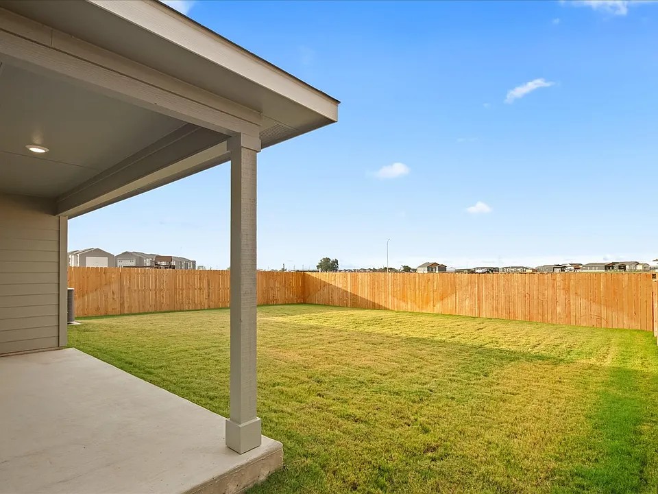1817 Windsor Boulevard Lockhart, TX 78644 - Photo 7 of 7