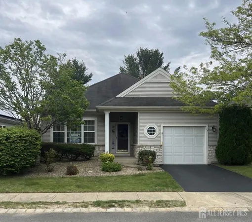 $389,000 | 26 Florence Drive, Manchester Township, NJ 08759