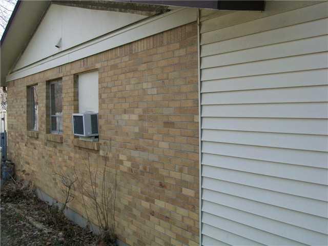 7718 Lewis Road Indianapolis, IN 46256 - Photo 2 of 8 Gallery Image 2