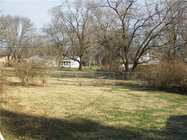 7718 Lewis Road Indianapolis, IN 46256 - Photo 5 of 8 Gallery Image 5