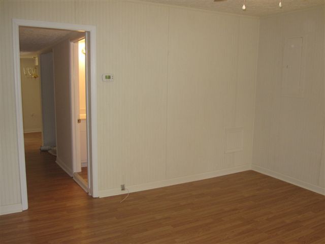2000 Swelling Road Ferrum, VA 24088 - Photo 3 of 18 Living Room