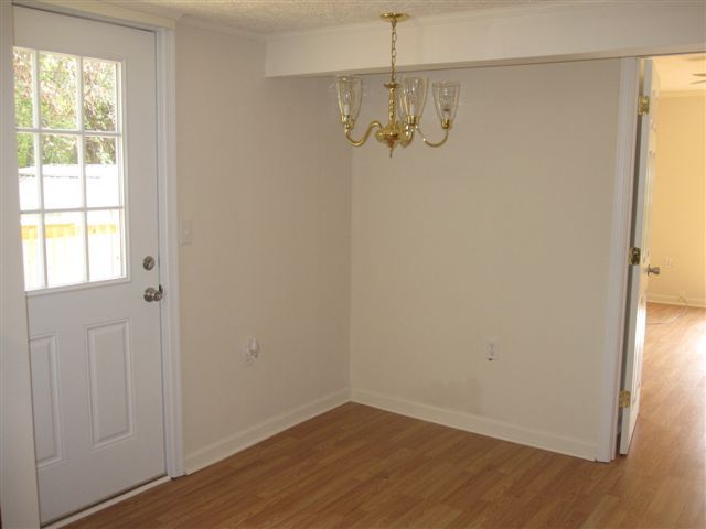 2000 Swelling Road Ferrum, VA 24088 - Photo 8 of 18 Dining Area