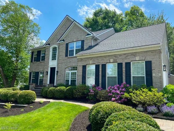 $595,000 | 700 Chilham Circle, Green, OH 44685