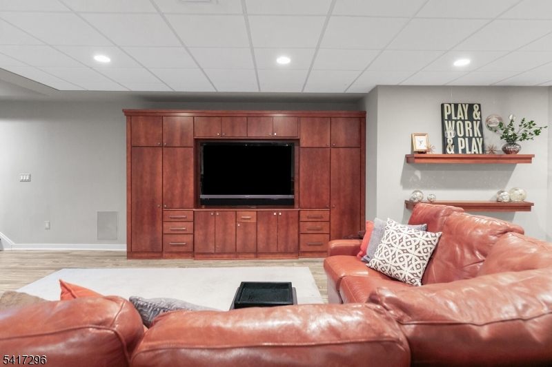 92 Shannon Hill Road Bernards, NJ 07920 - Photo 34 of 49