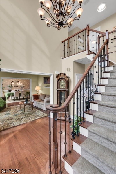 92 Shannon Hill Road Bernards, NJ 07920 - Photo 4 of 49