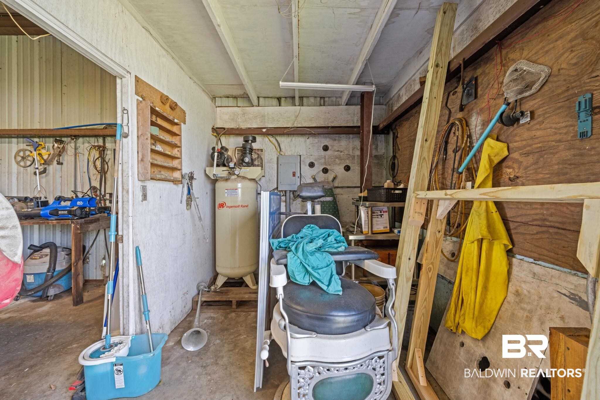 13643 County Road 3 Fairhope, AL 36532 - Photo 39 of 50 Interior room inside shop