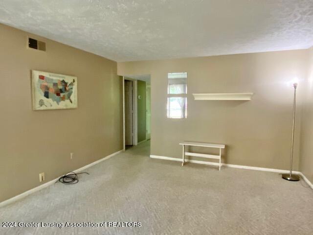 2024 Hamilton Road, Unit 102 Okemos, MI 48864 - Photo 12 of 21 IMG_3733
