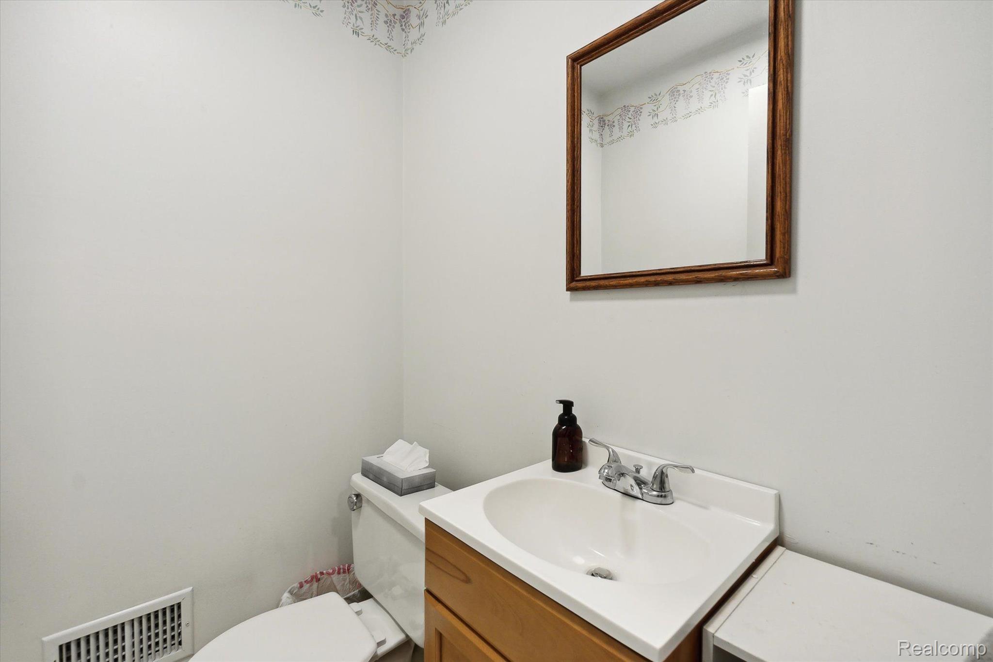 4010 Seim Road Howell, MI 48843 - Photo 23 of 39 Gallery Image 23