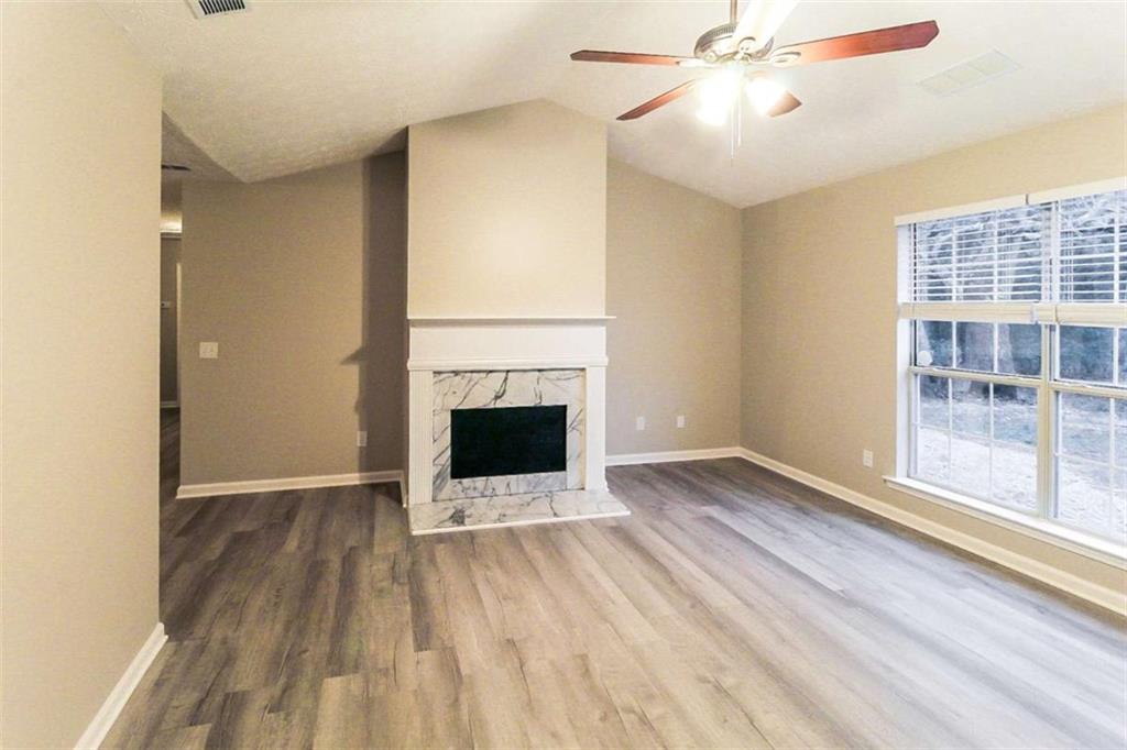 35 Nicole Court Covington, GA 30016 - Photo 5 of 15