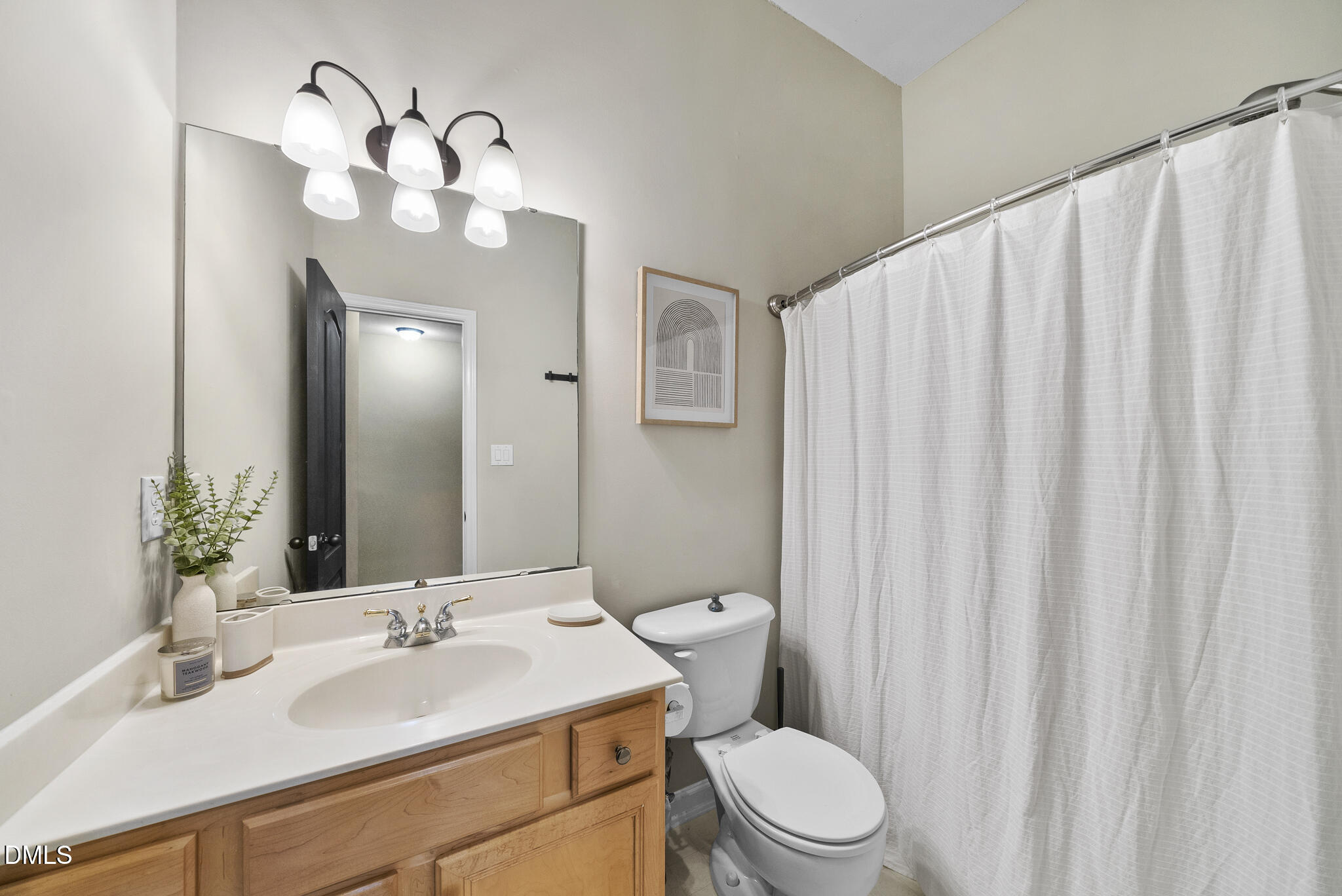 6708 Middleboro Drive Raleigh, NC 27612 - Photo 30 of 32 DSC08886