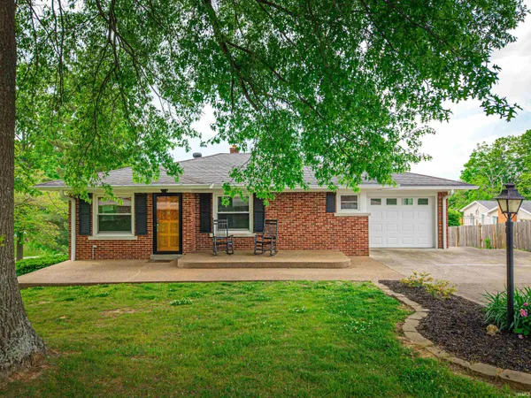 $289,000 | 5206 Bridgeview Drive, Evansville, IN 47712
