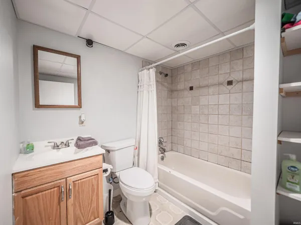 $289,000 | 5206 Bridgeview Drive, Evansville, IN 47712