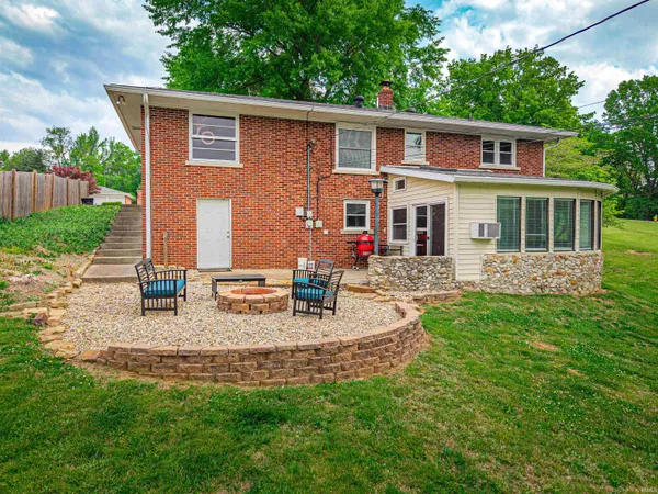 $289,000 | 5206 Bridgeview Drive, Evansville, IN 47712