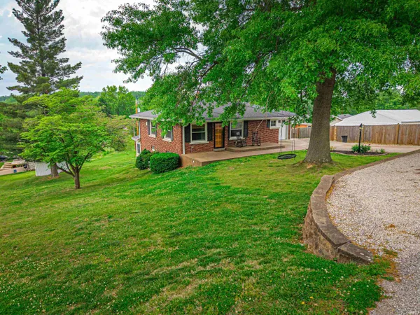 $289,000 | 5206 Bridgeview Drive, Evansville, IN 47712