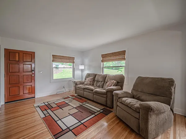 $289,000 | 5206 Bridgeview Drive, Evansville, IN 47712