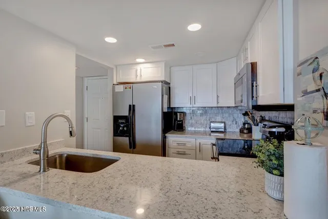 $329,888 | 2000 New River Inlet Road, Unit 1110, North Topsail Beach, NC 28460