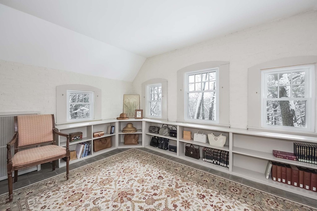 86 Waban Avenue Newton, MA 02468 - Photo 15 of 29