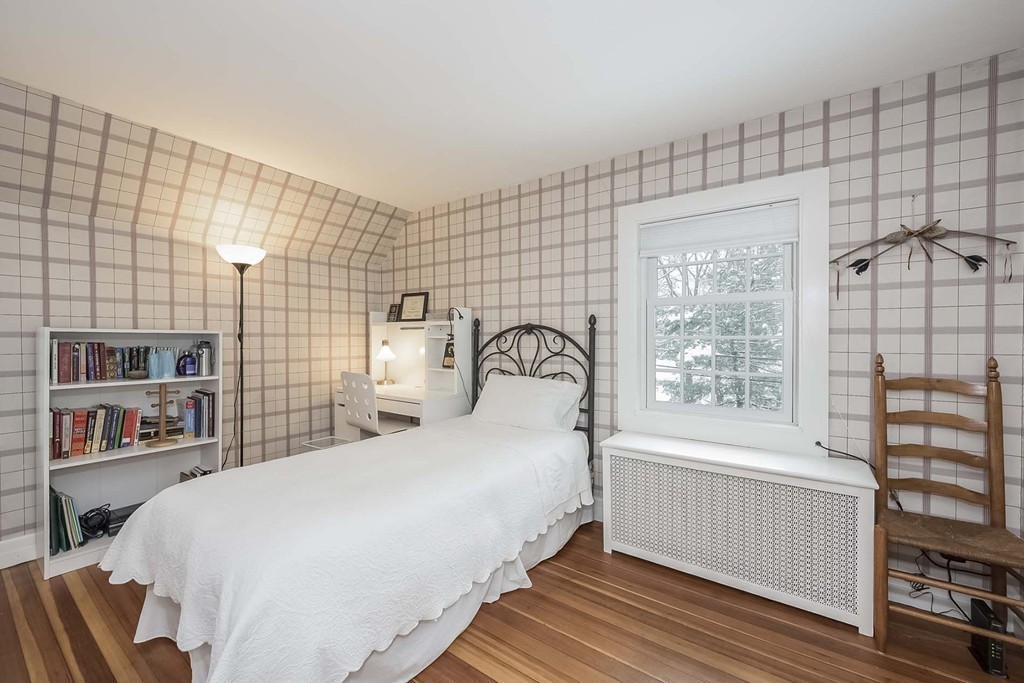 86 Waban Avenue Newton, MA 02468 - Photo 18 of 29