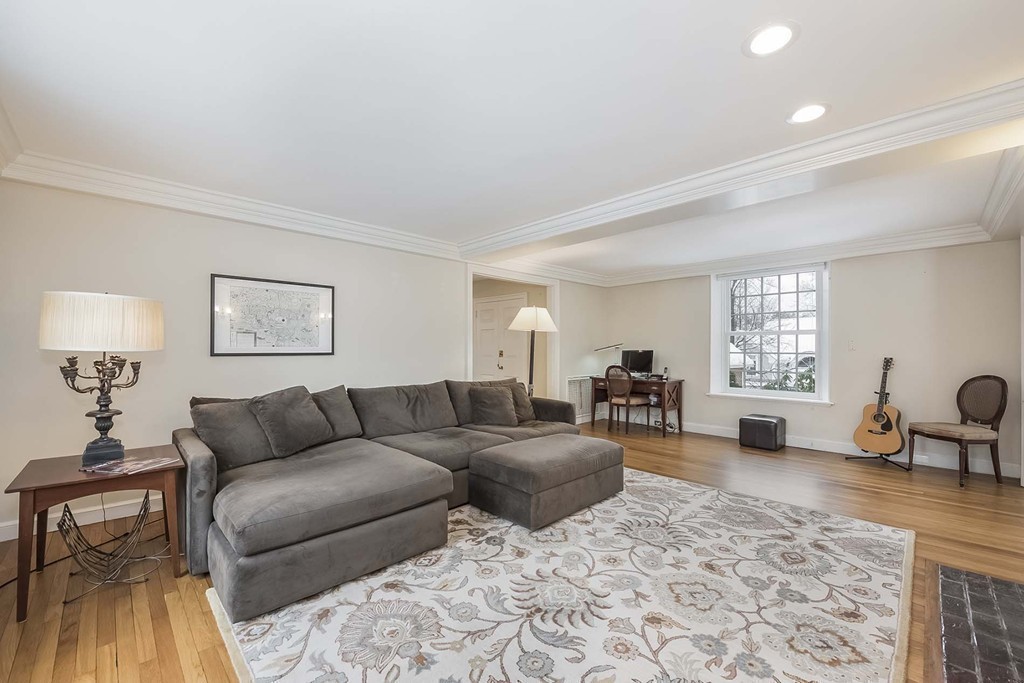 86 Waban Avenue Newton, MA 02468 - Photo 5 of 29