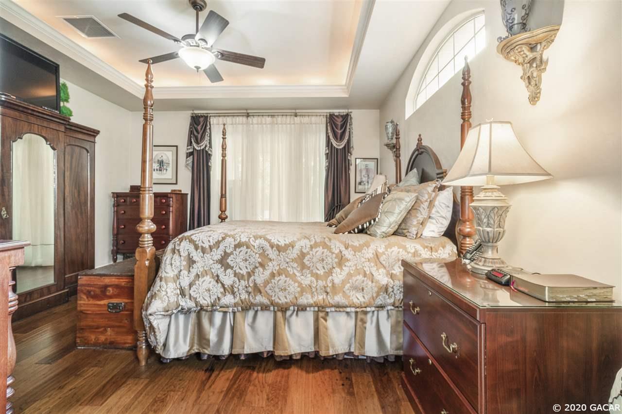 9832 Southwest 31 Road Gainesville, FL 32608 - Photo 7 of 30 Gallery Image 7