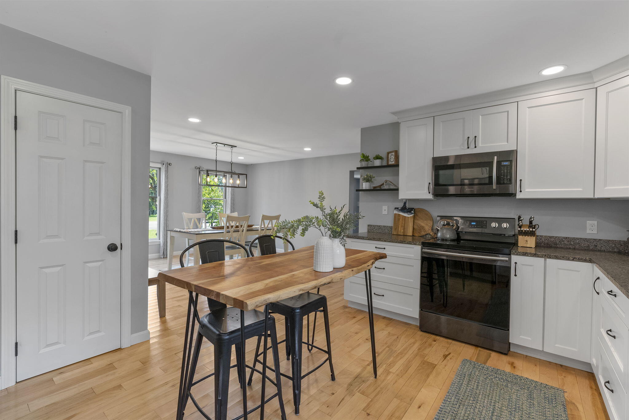 157 Black Point Road Scarborough, ME 04074 - Photo 16 of 45 26-web-or-mls-DSC05336