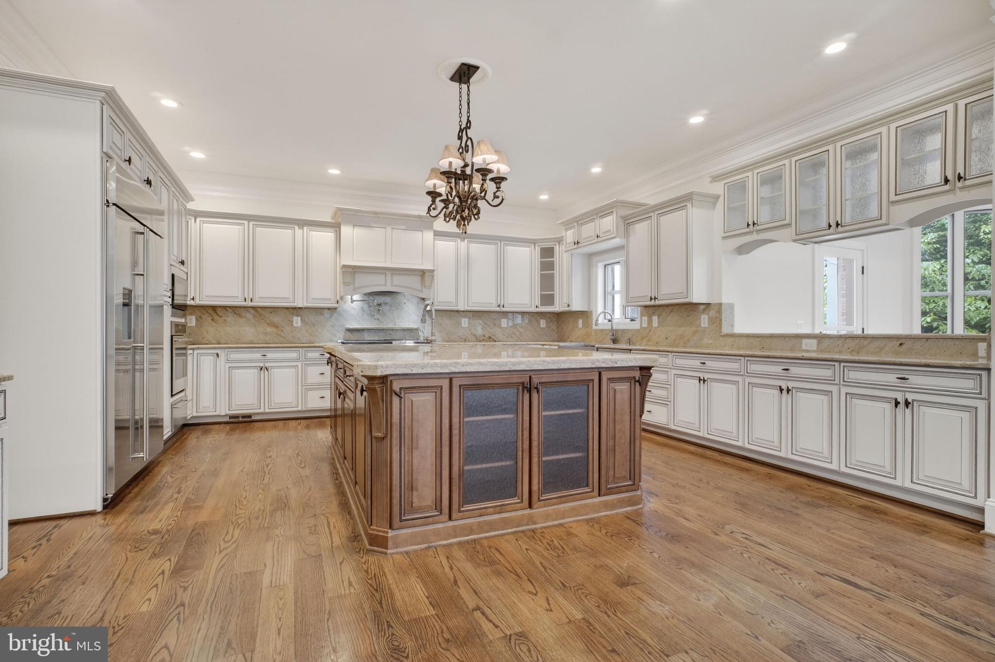 7112 Georgetown Pike McLean, VA 22101 - Photo 7 of 59 Chef Gourmet Kitchen