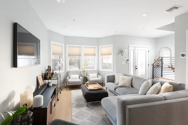 $4,400 | 48-50 Robey Street, Unit TWNHSE, Boston, MA 02119