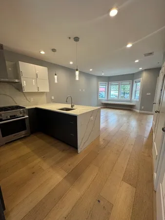 $4,400 | 48-50 Robey Street, Unit TWNHSE, Boston, MA 02119