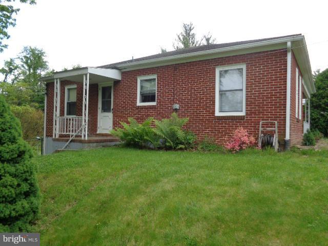 1005 Security Road Hagerstown, MD 21742 - Photo 2 of 28 Exterior Side