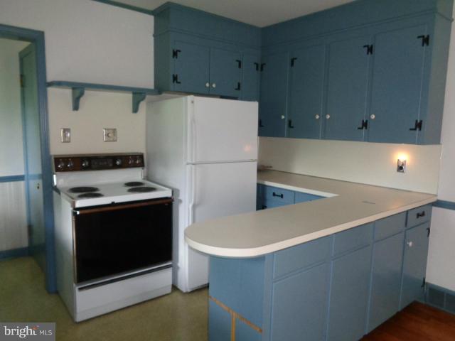 1005 Security Road Hagerstown, MD 21742 - Photo 12 of 28 Kitchen