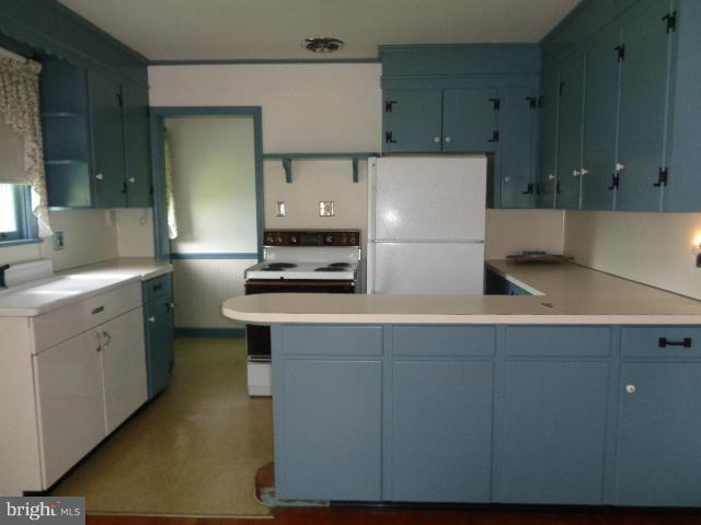1005 Security Road Hagerstown, MD 21742 - Photo 13 of 28 Kitchen