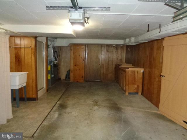 1005 Security Road Hagerstown, MD 21742 - Photo 28 of 28 Garage