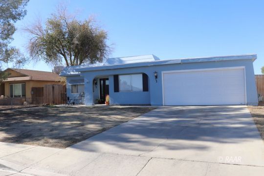 319 South Margalo Street Ridgecrest, CA 93555 - Photo 2 of 24