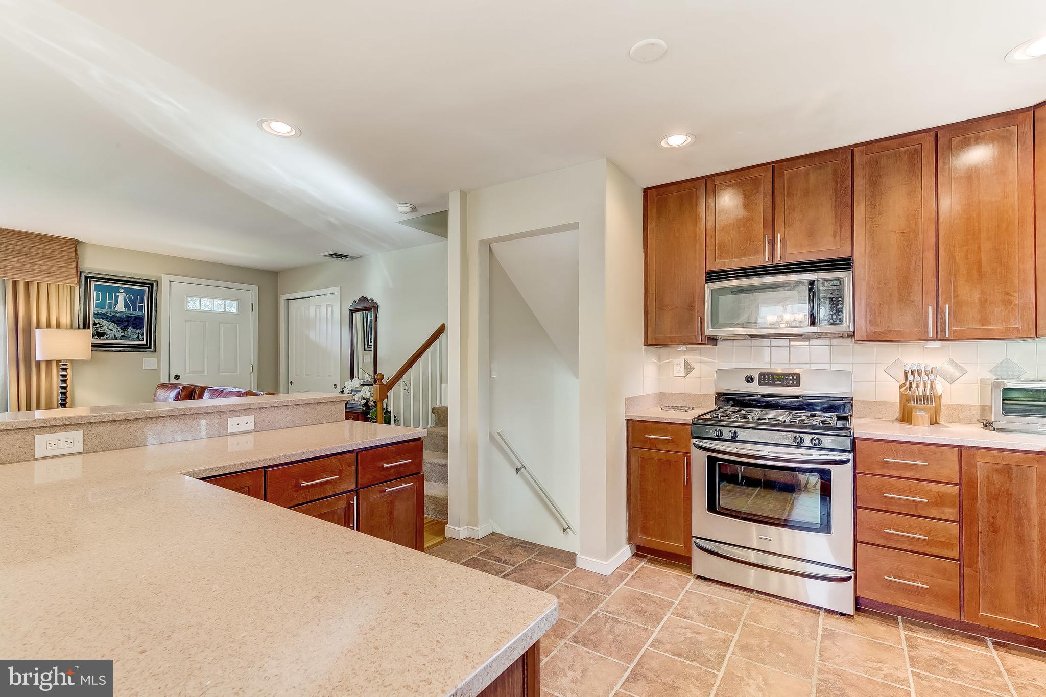 113 Belfast Road Lutherville-Timonium, MD 21093 - Photo 14 of 43 SS appliances, recessed lighting, Tile Flooring
