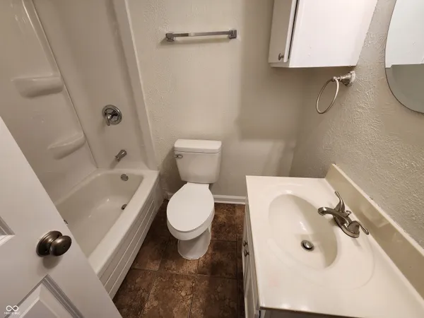 $1,425 | 4301 Cottage Avenue, Indianapolis, IN 46203