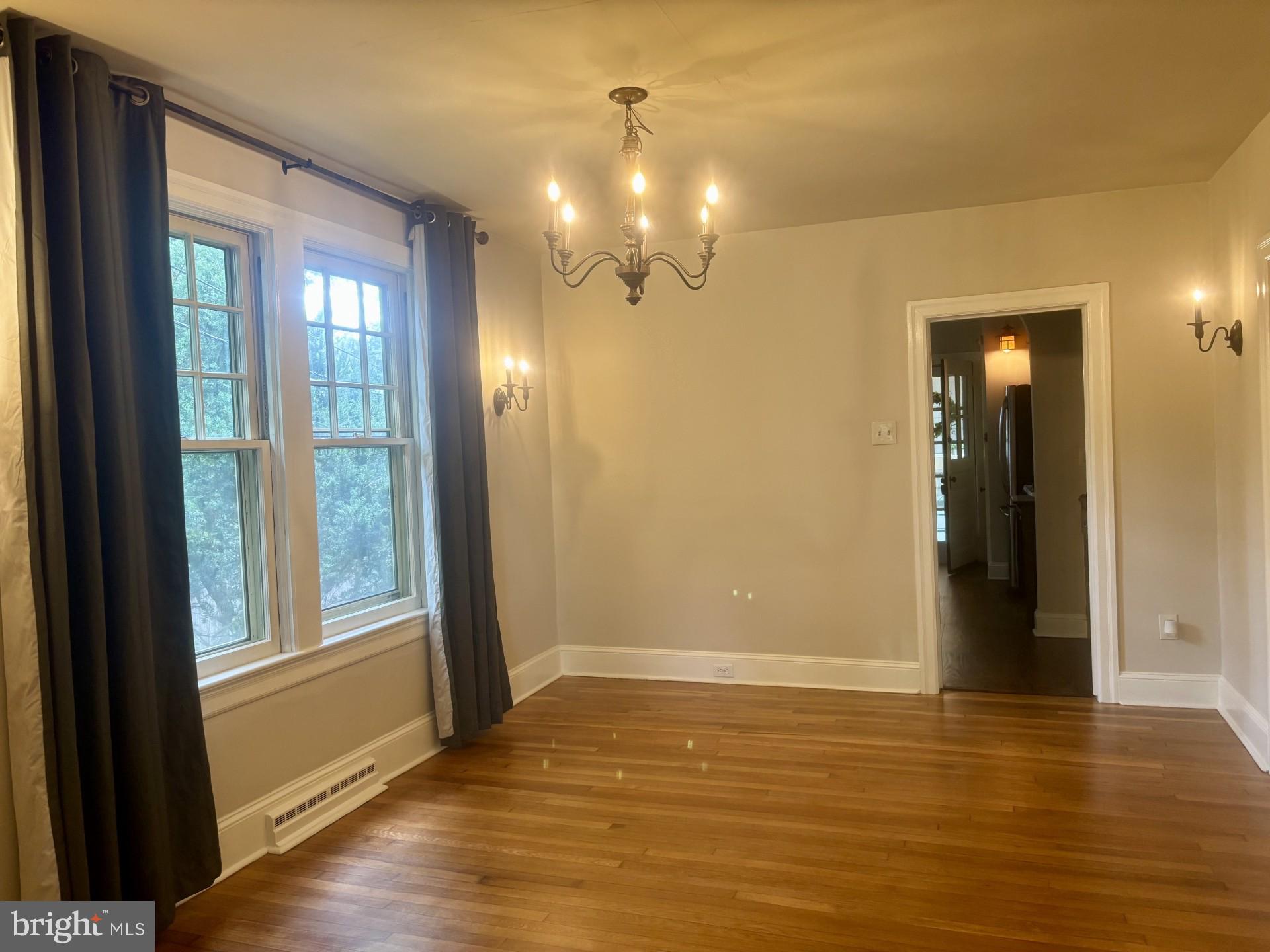 731 River Road Morrisville, PA 19067 - Photo 13 of 29 Dining Room