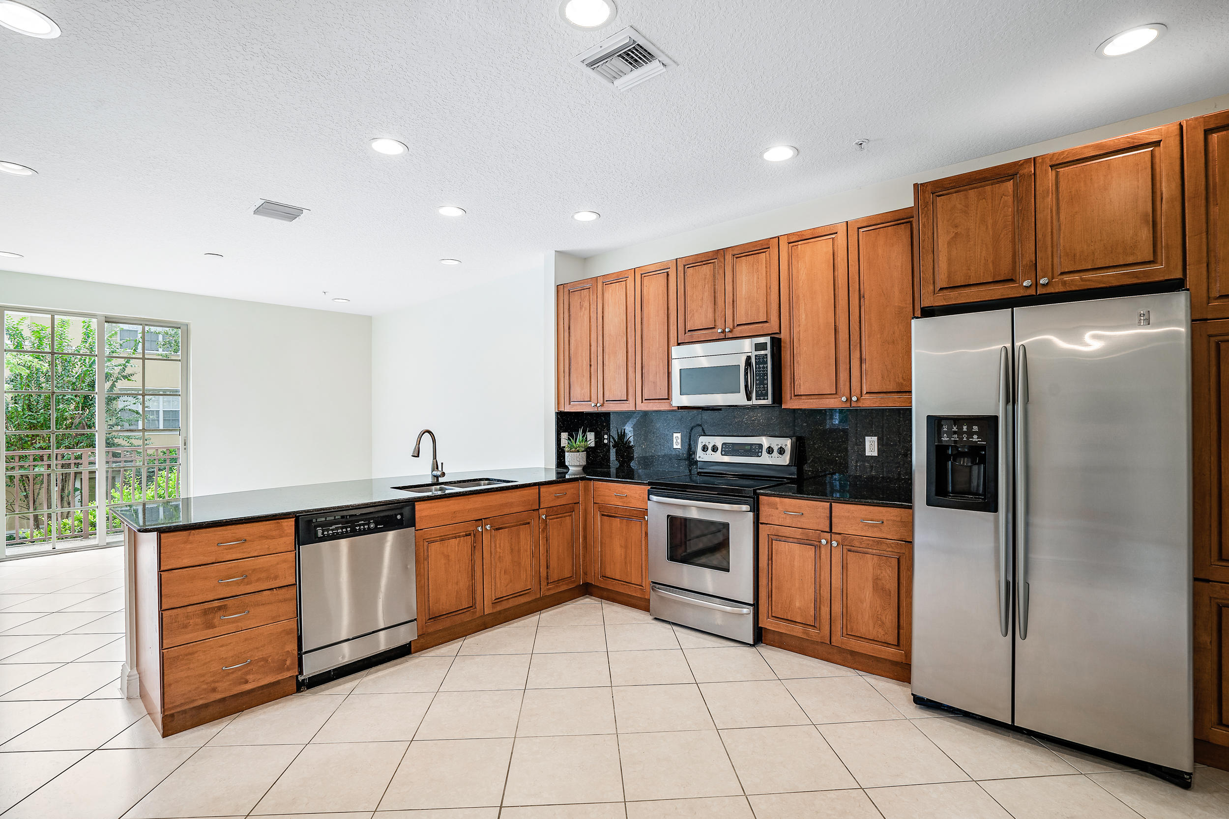 141 Morning Dew Circle Jupiter, FL 33458 - Photo 14 of 24 141 Morning Dew Cir-8