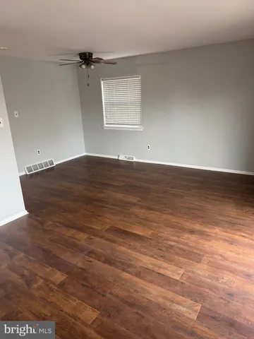 $1,525 | 526 Gia Circle, Clifton Heights, PA 19018