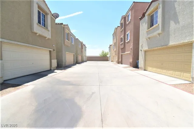 $1,875 | 7404 Bewitching Court, Las Vegas, NV 89149