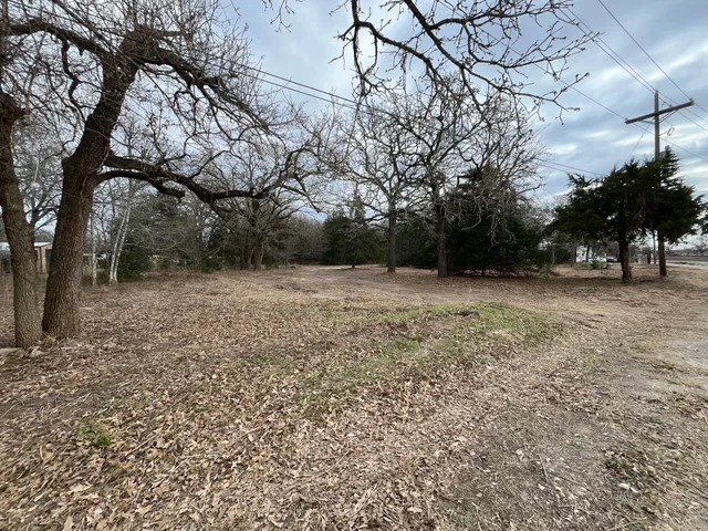$110,000 | 571 Railroad Road, Somerville, TX 77879