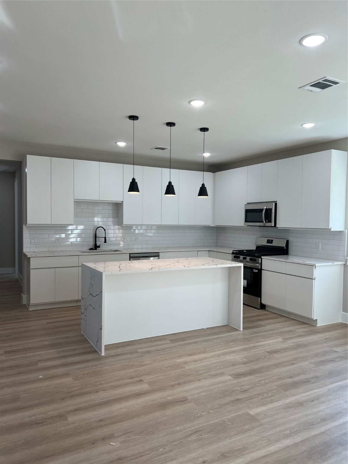 20027 Venetto St Spring Spring, TX 77388 - Photo 5 of 30