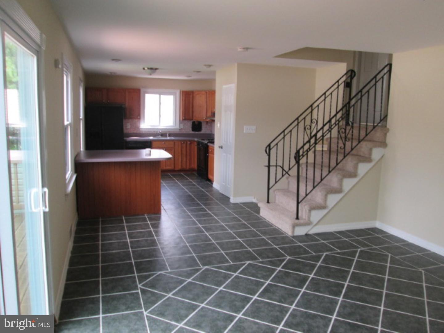 17 Green Tree Road Stratford, NJ 08084 - Photo 8 of 13 Gallery Image 8