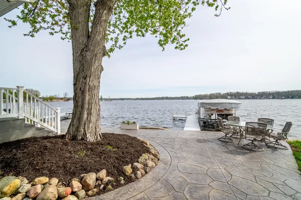 $449,000 | 980 Ln 221B Hamilton Lake, Hamilton, IN 46742